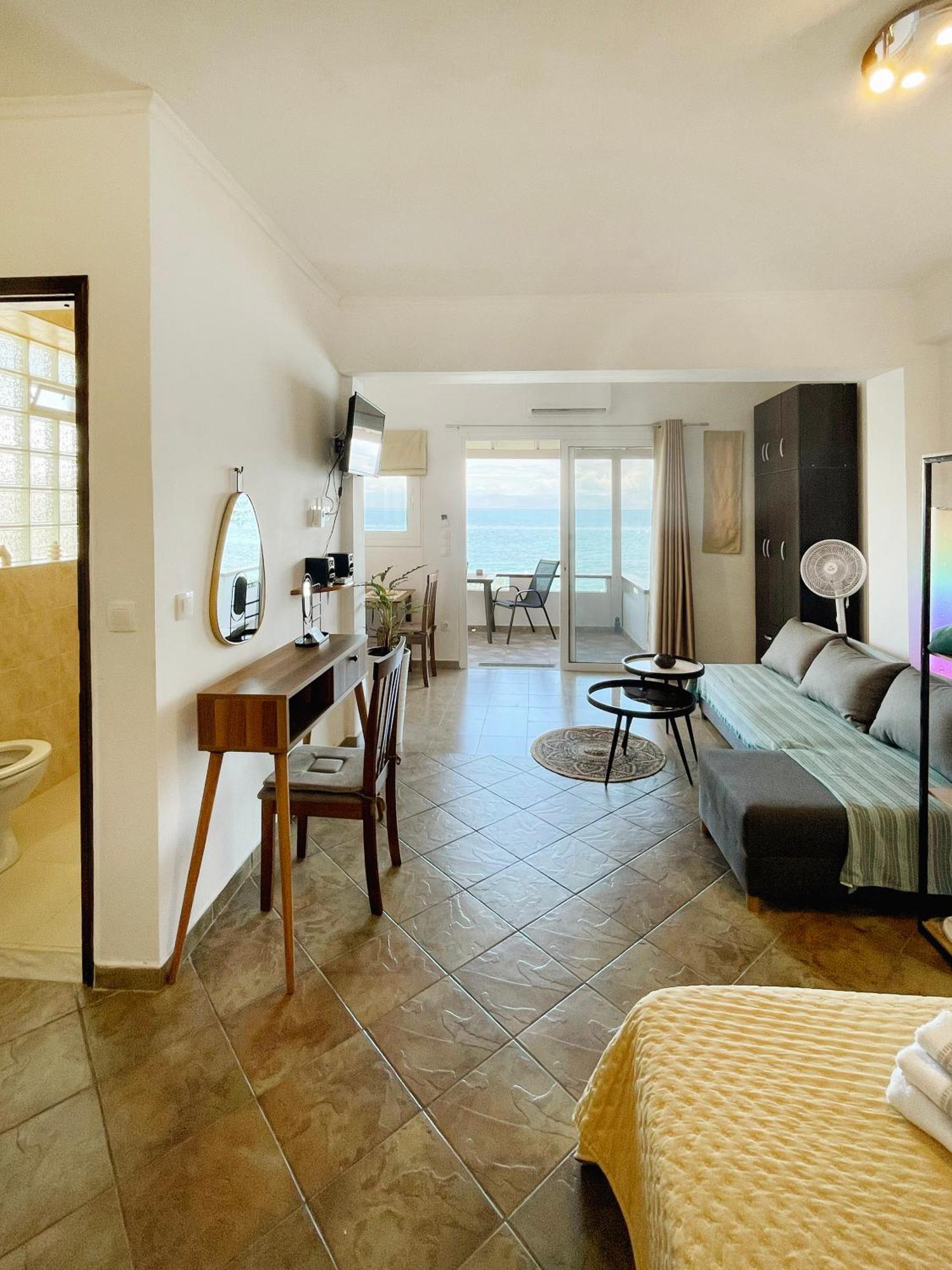 Chelona - Coastal Apartment Corfu (city)