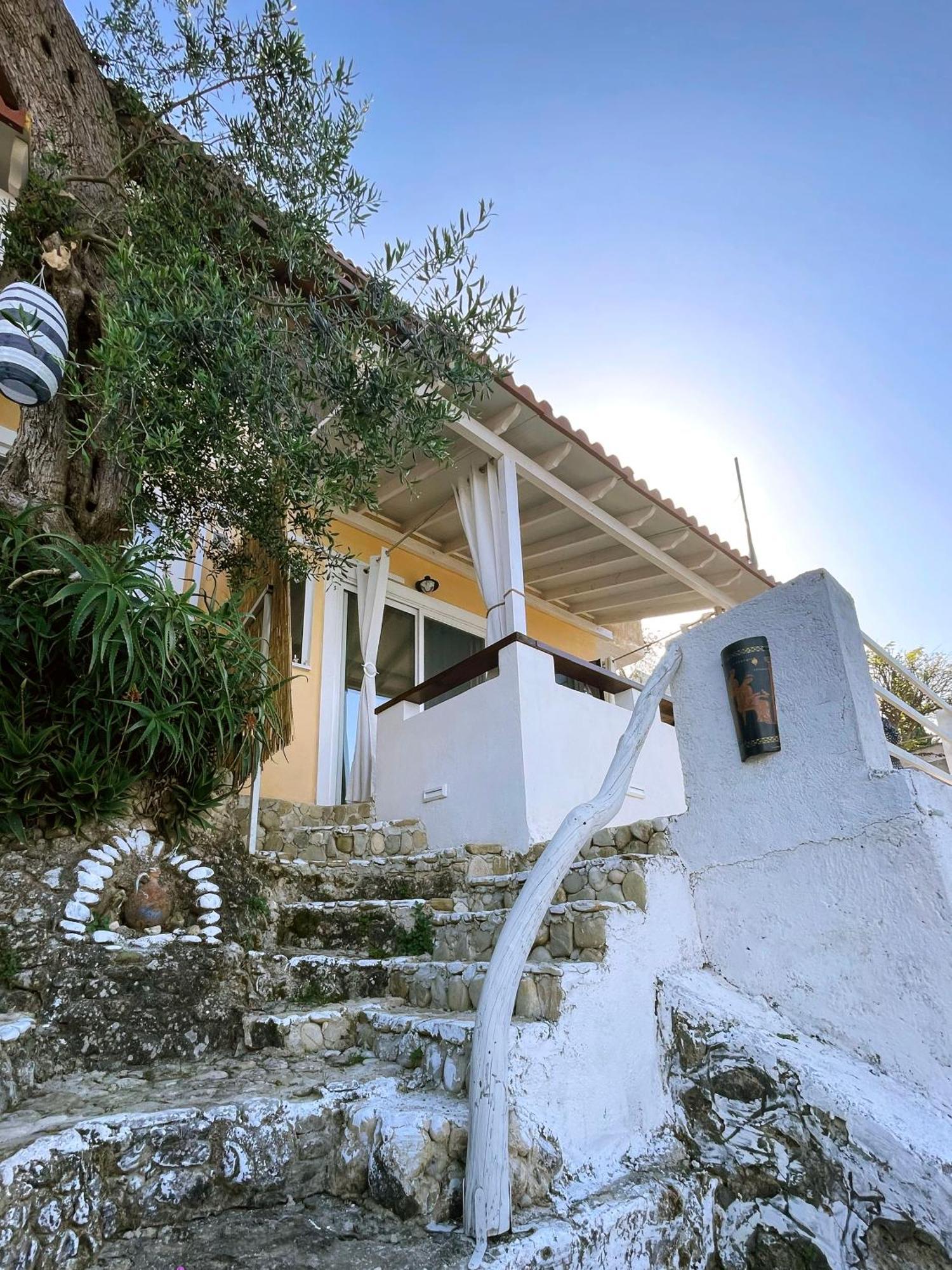 Chelona - Coastal Apartment Corfu (city)